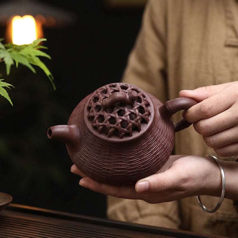 Hand-Woven Lattice Yixing Zisha Teapot (300cc / 10.1 oz)