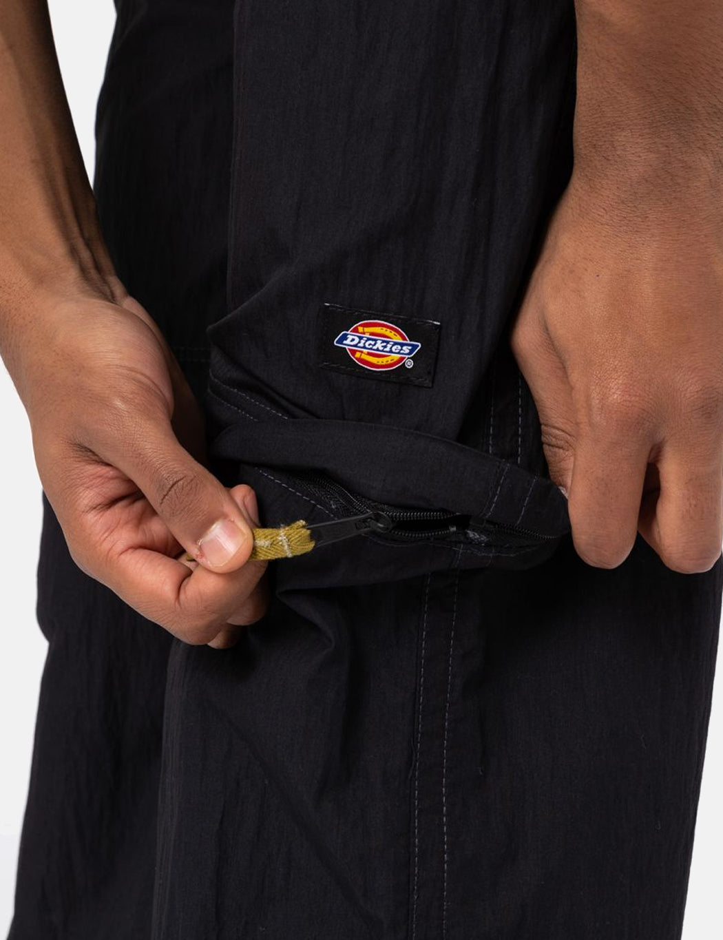 Pacific Pant (Regular) - Black